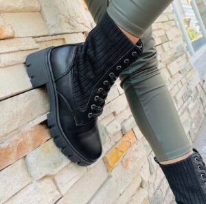 Go grunge with ripped jeans