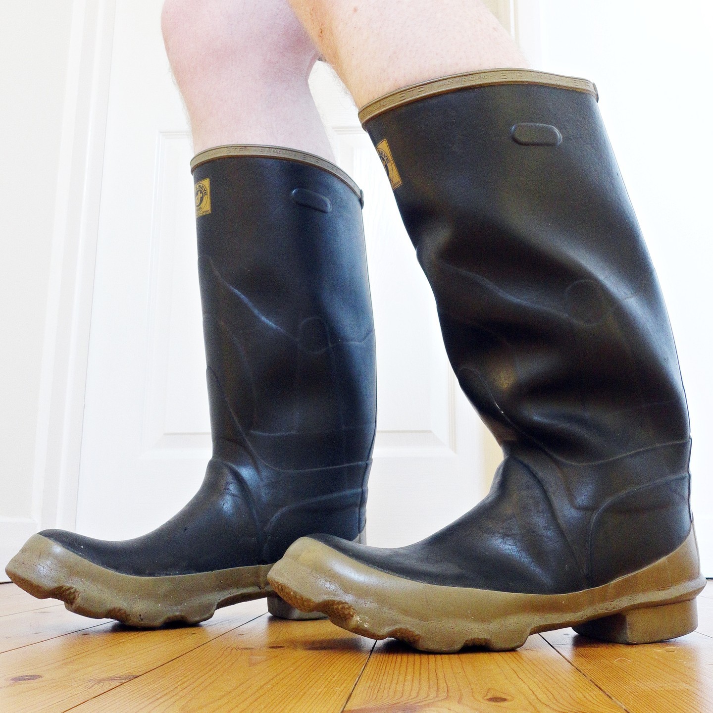 How Should Rain Boots Fit