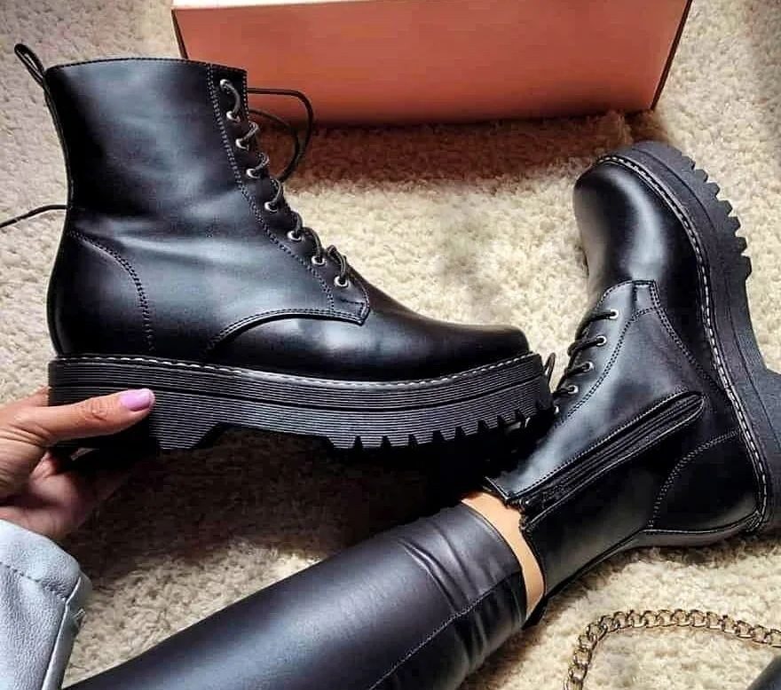 What Are The Features Of Combat Boots