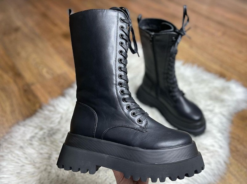 Do Combat Boots Make You Taller? Here's What We Know