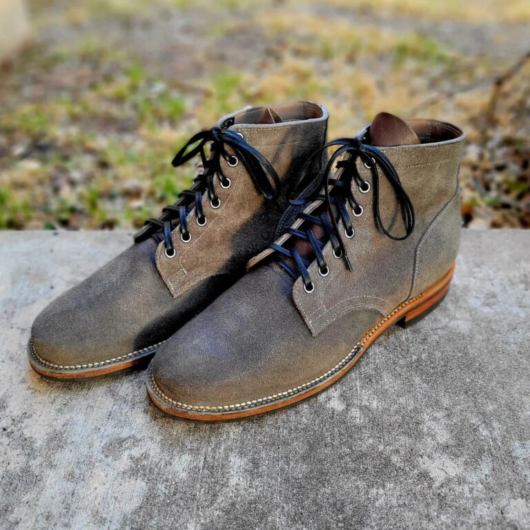 how-to-stop-boots-from-squeaking-when-walking-boots-nerd